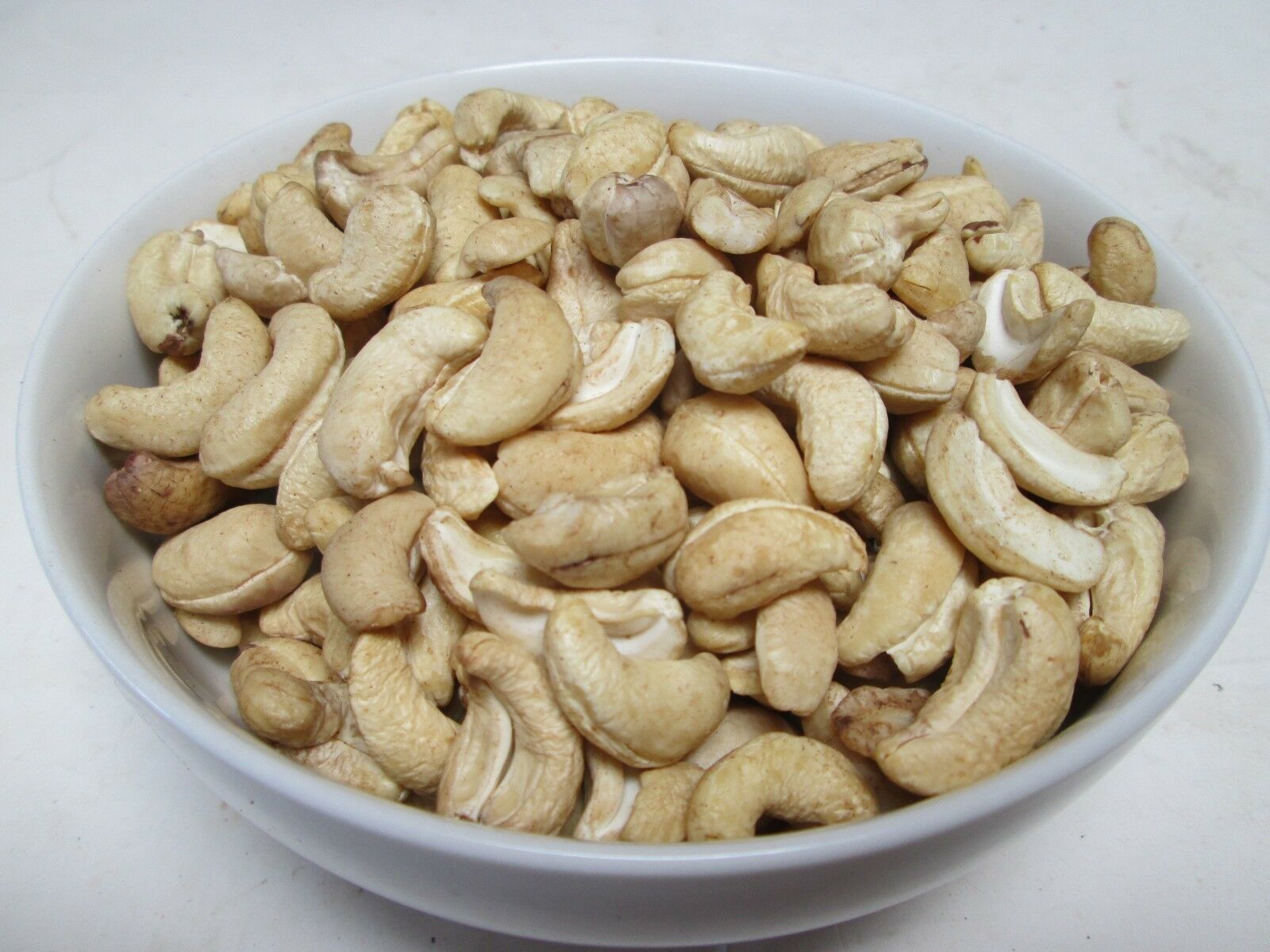 Common Spicy Monk Premum Export Quality Whole W320 Cashew, Naturally Processed