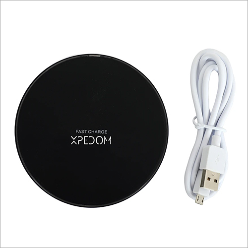Black Wireless Mobile Charger With Data Cable - Plastic Body, Compact Design, Black & White Color, 6-Month Warranty | Portable & Multi-Device Compatible