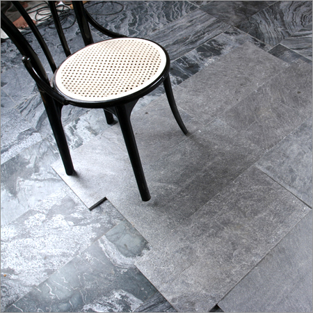 क्वार्टजाइट स्टोन फ़्लोरिंग