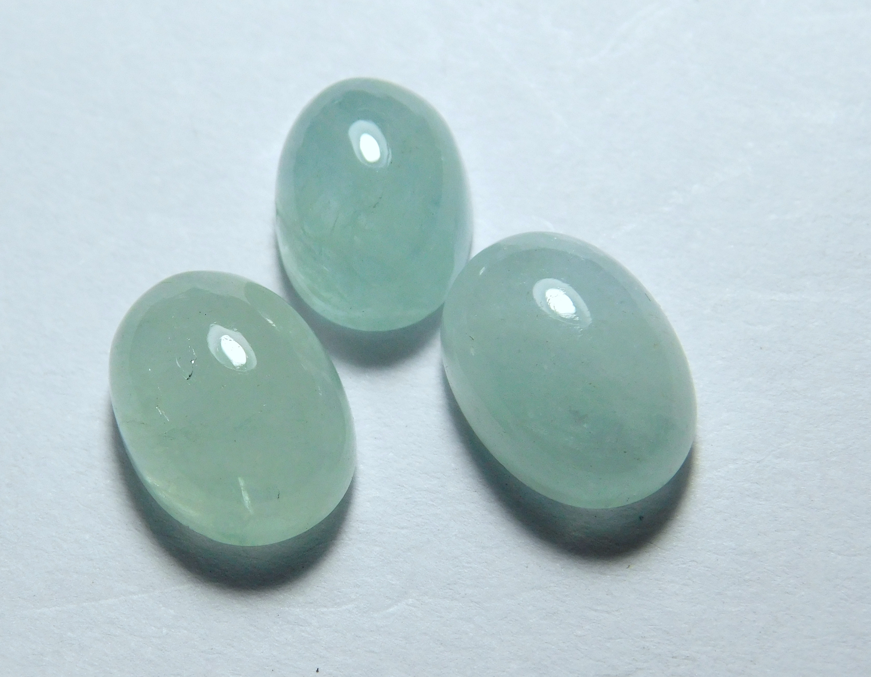 Aquamarine - 21.00 Carat Oval Cabochon Gemstone | Aaa+ Quality, Light Green Natural Stone, 9.5x13 Mm To 10.5x14 Mm Size