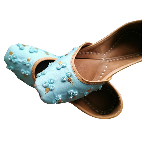 Available In Multicolor Ladies Modern Jutti