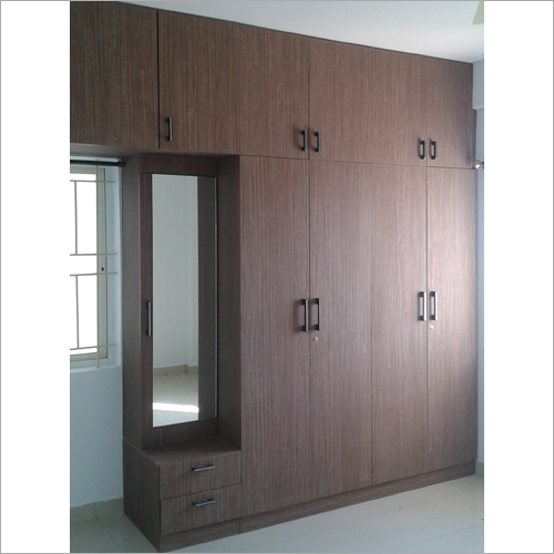 Easy To Clean Modern Wooden Wardrobe