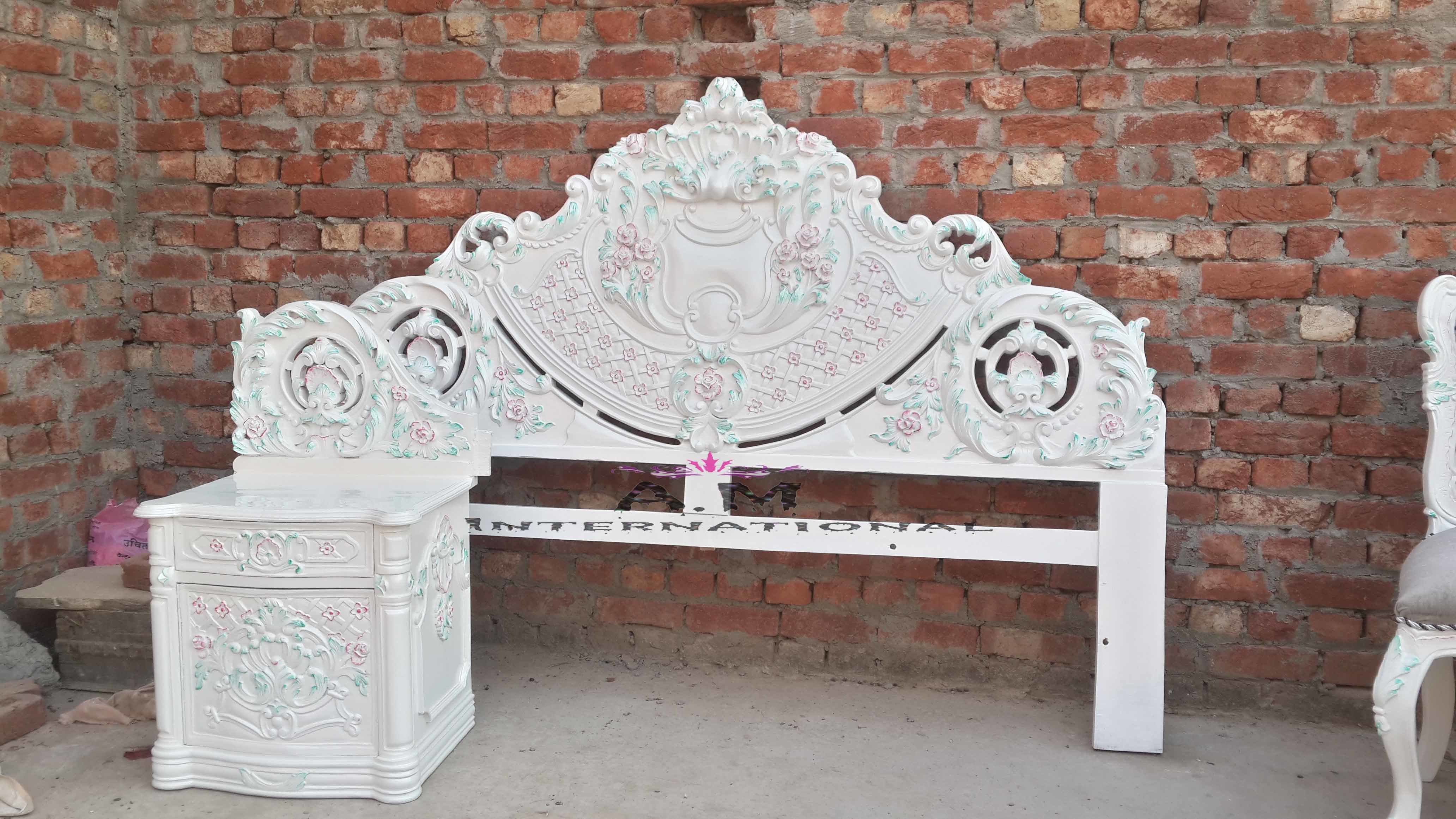 Wooden Handcrafted Bed - Teak Wood, Customizable Size & Finish | Eco-friendly, Premium Quality, Handmade Artwork, Indian Style, Indoor Furniture