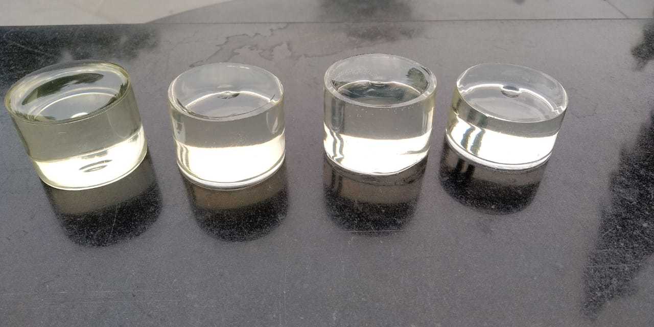 Polished Clear Cast Transparent Epoxy Resin And Hardener For Table Top And Furnitur Manufactiring
