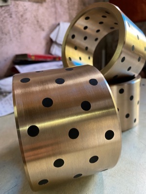 Industrial Graphite Bush - Gun Material, Various Sizes and Dimensions, Silver Color, Polished Finish | Durable, Wear Resistant for Harsh Conditions