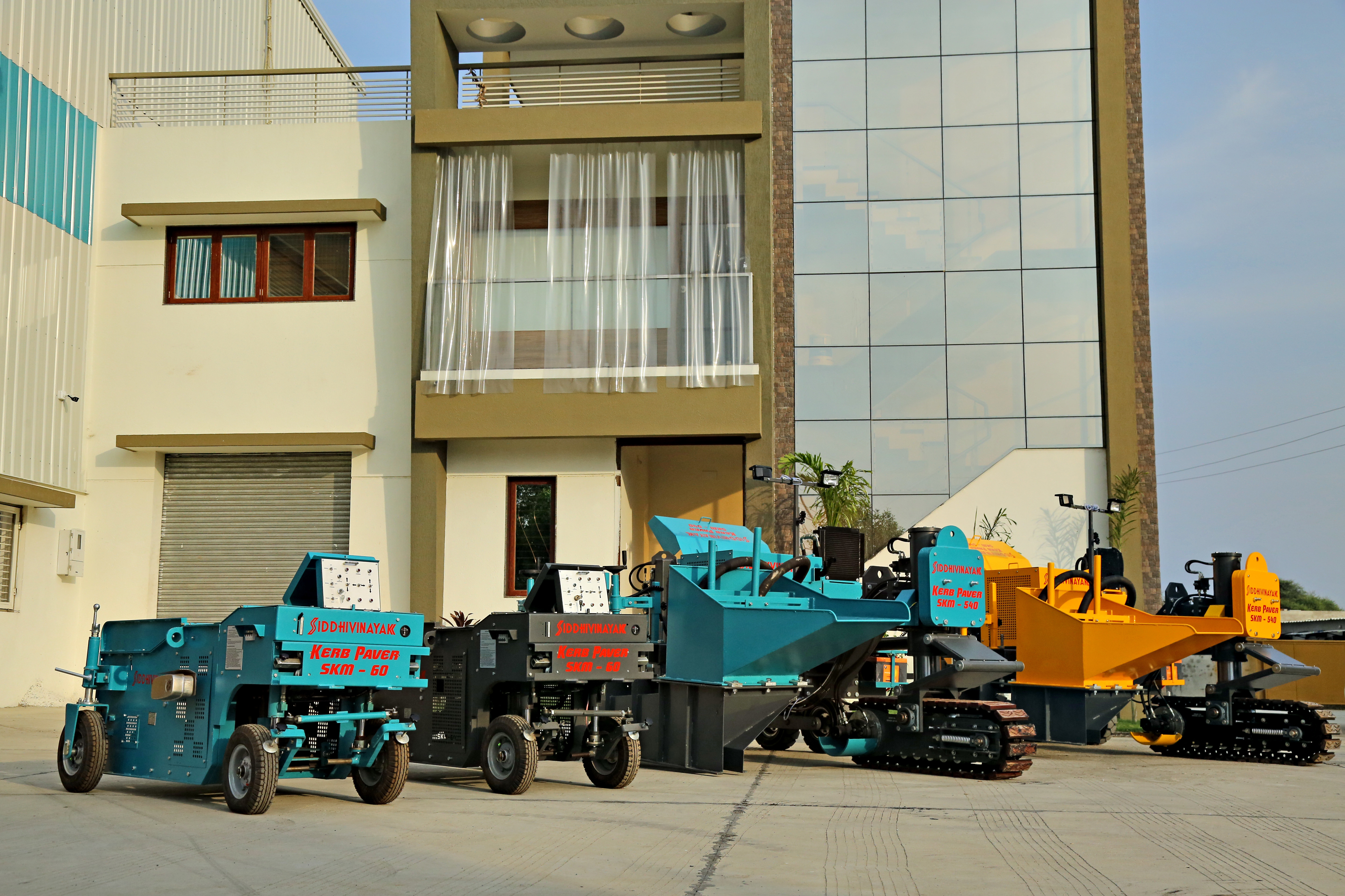 Blue Kerb Casting Machine