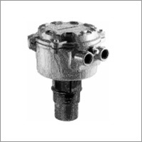 अल्ट्रासोनिक स्तर ट्रांसमीटर