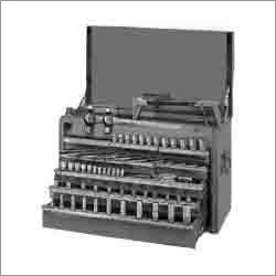 इलेक्ट्रिशियन टूल किट