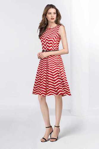 Isha 22 Zigzag Red Crepe Dress - M, XL Sizes, 36-37 Inches Length | Stitched Piece, Warranty Included