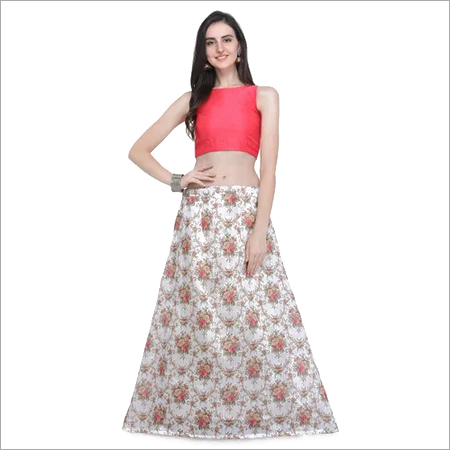 भारतीय लाल लहंगा चोली