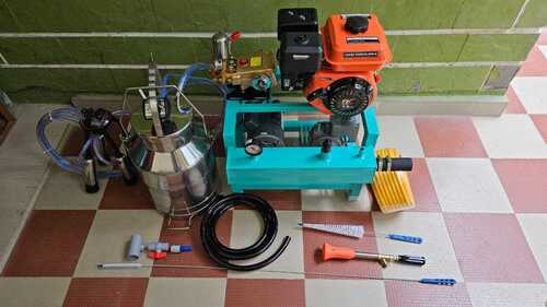 Single Can Fixed Type Motor And Engine Operated Milking Machine With Water Wash Set - General Use: Industrial