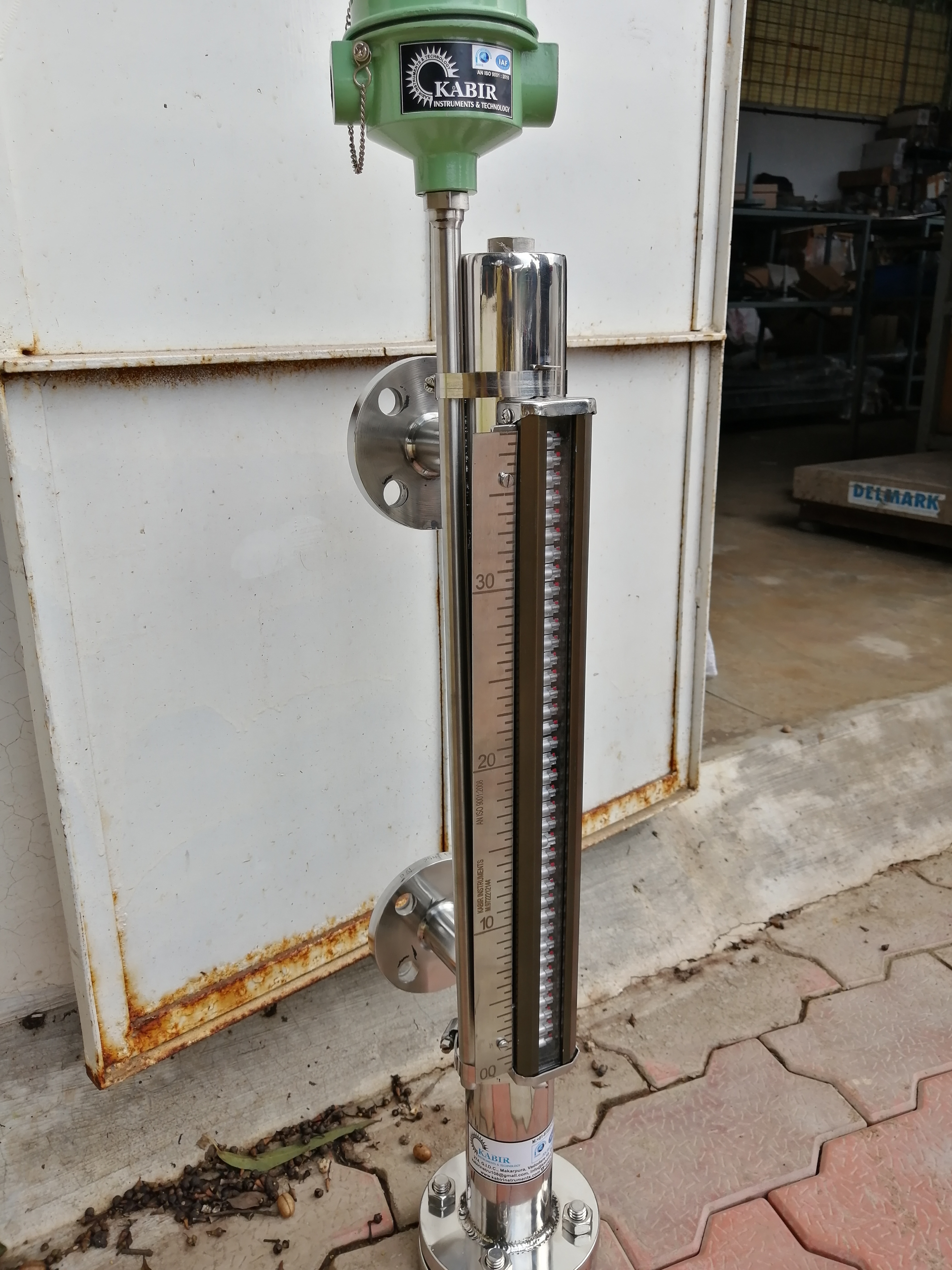 Oil Level Indicator - Application: Industries