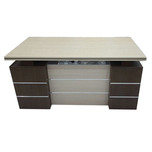 Easy To Clean Modular Wooden Office Tables
