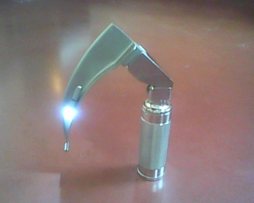 Laryngo Scope - Stainless Steel 304, 100 Grams | Conventional Bright Led Light, Reusable, Sterilizable, Replaceable Screw-in Lamps