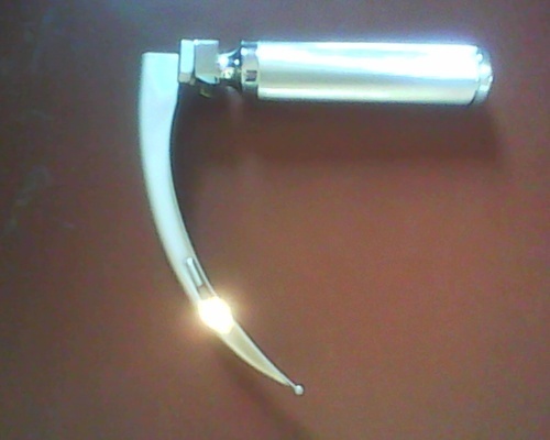 Laryngo Scope - Stainless Steel 304, 100 Grams | Conventional Bright Led Light, Reusable, Sterilizable, Replaceable Screw-in Lamps