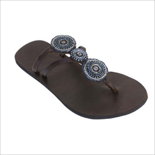 ब्लैक डिज़ाइनर लेडीज़ स्लिपर