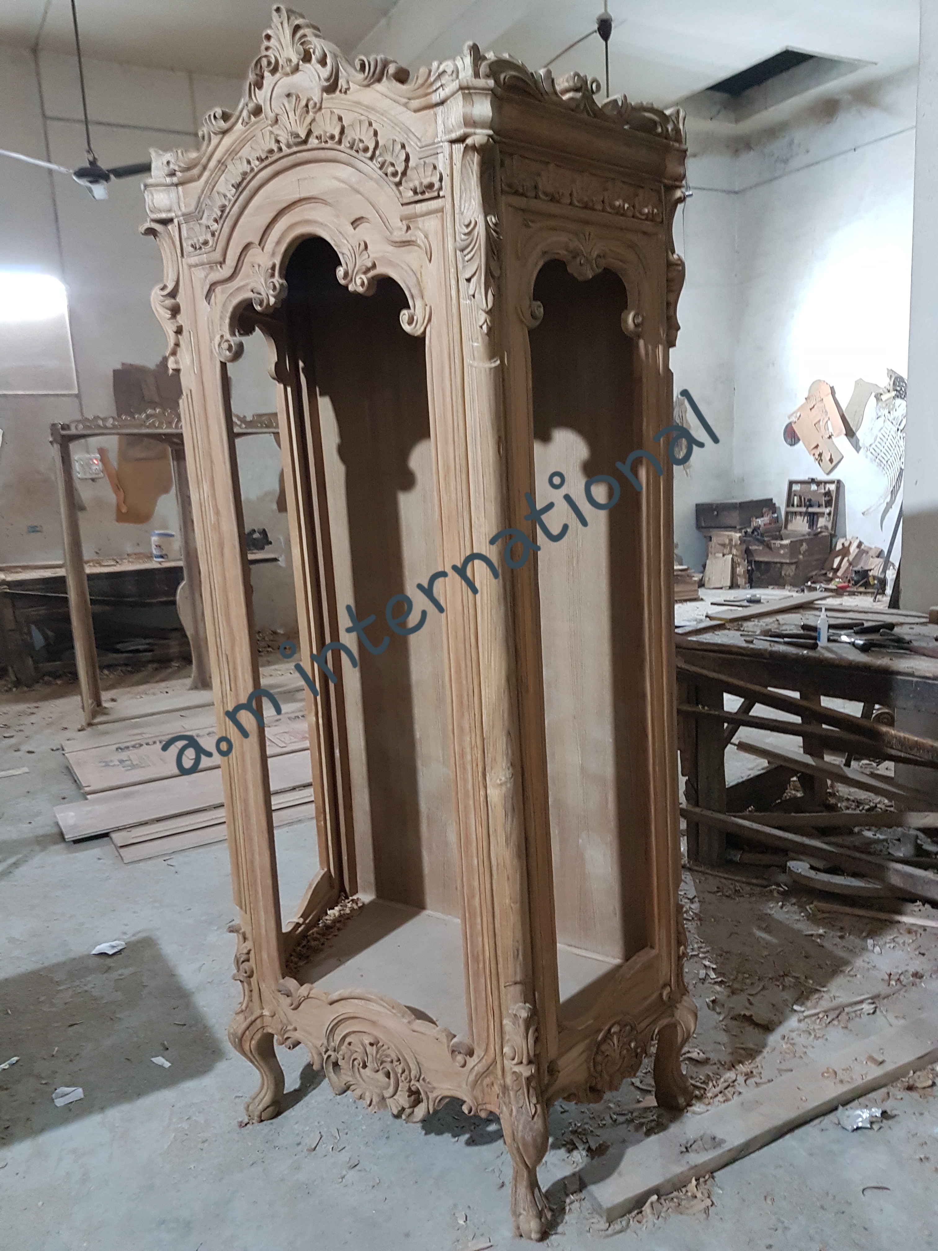 Handmade Crokery Almirah