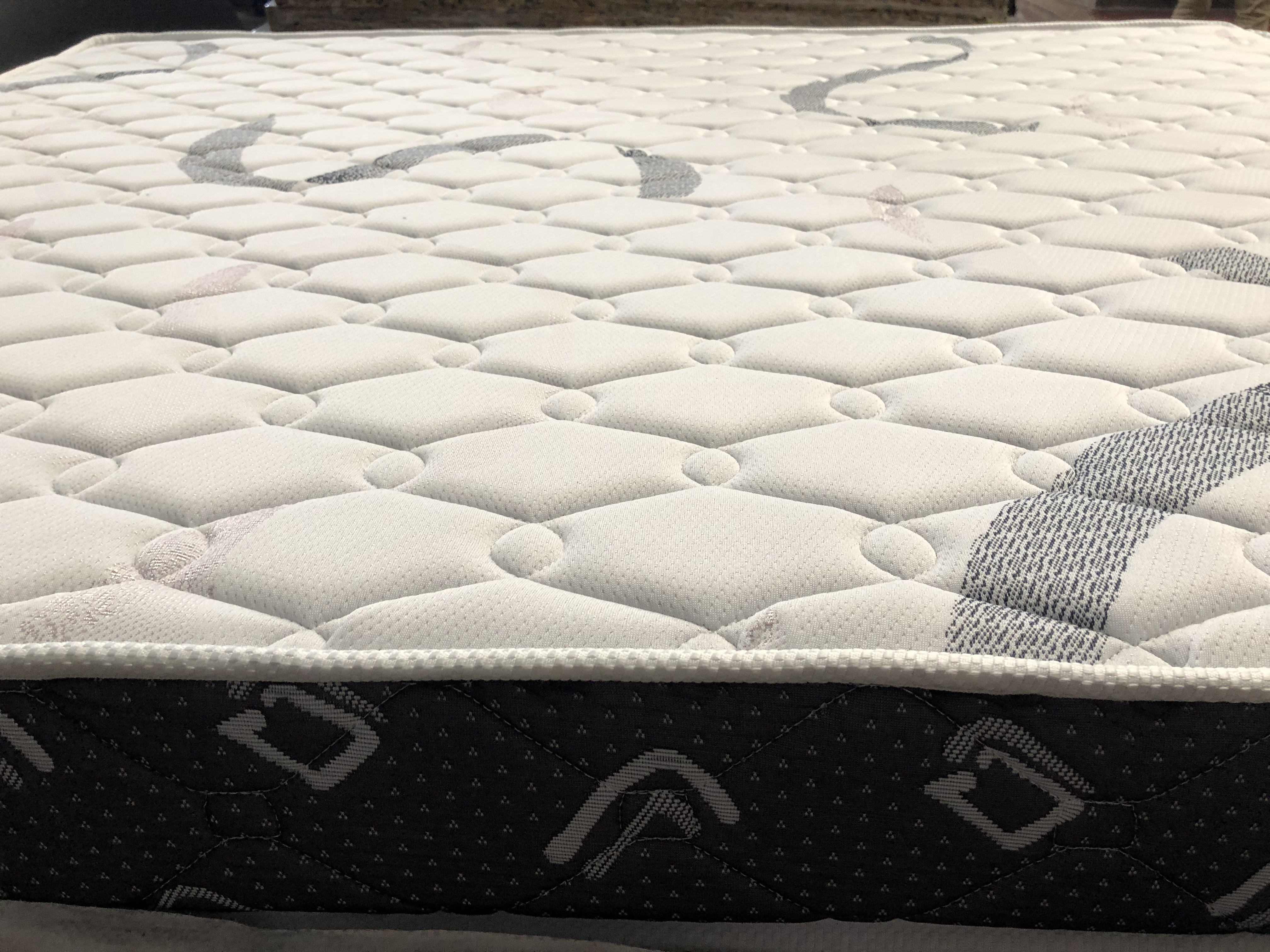 Bedroom Mattress - 100 Millimeter Thickness | Luxurious Comfort And Support