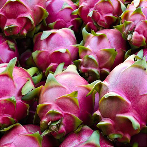 Dragon Fruit - Non-Peeled Variety | Fresh, Sweet Taste, Rich in Vitamin C, High in Magnesium, Excellent Source of Nutritional Fiber
