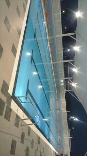 Overflow Swimming Pool - Customizable Concrete Design | Sand Filter Water Filtration Led Lighting Safety Ladders & Handrails Waterproof Membrane 1 Year Warranty