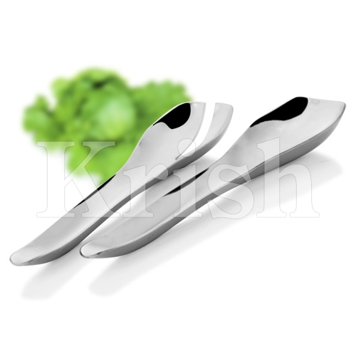 आवश्यकता के अनुसार रेनी सलाद सर्वर