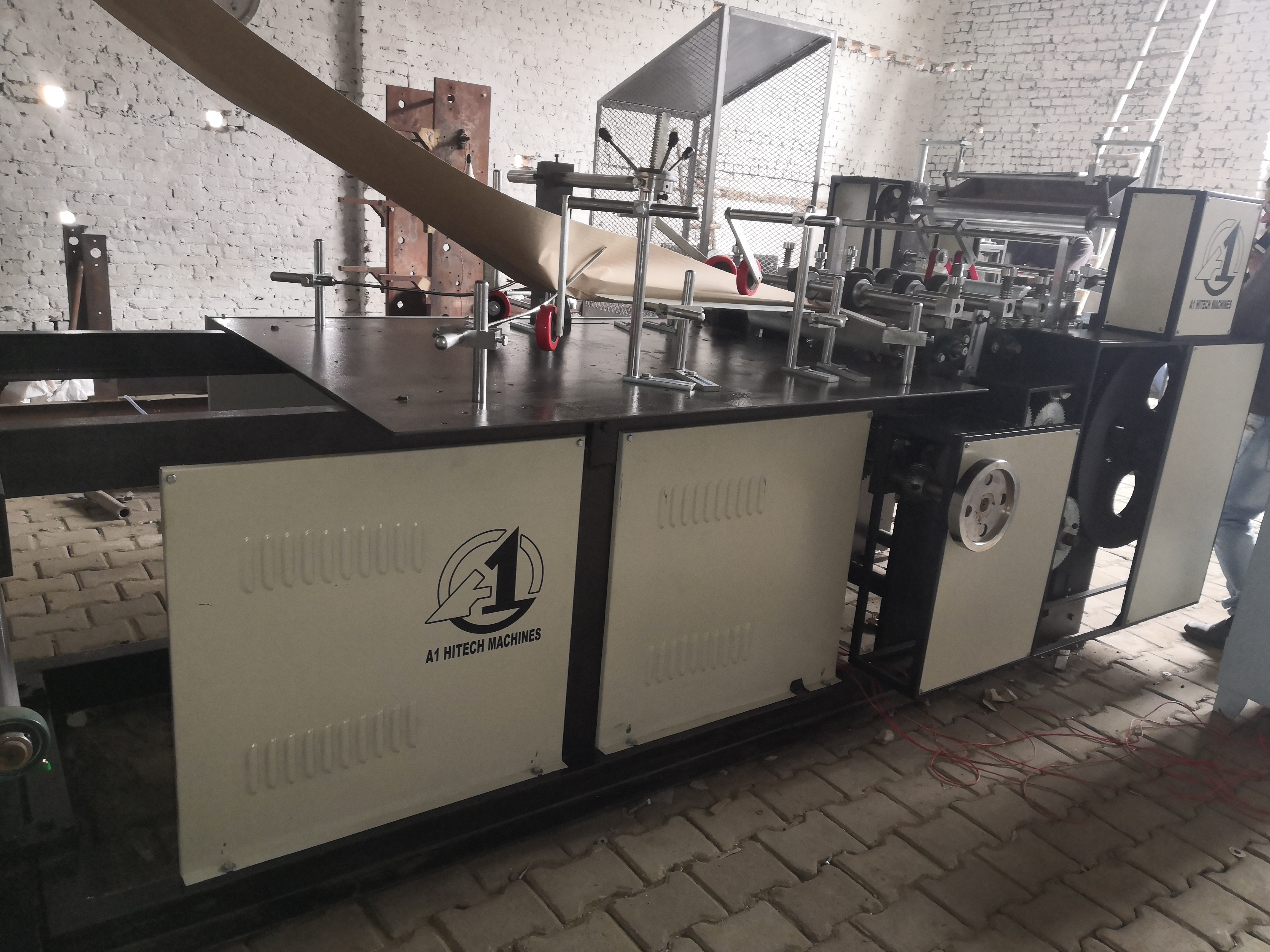 Medicine  Bag Making Machine Capacity: 1000 Ton/day