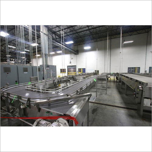 Industrial Bottle Conveyor - Plastic Material, 10-20 Feet Length | Durable, Capacity Up To 100 Kg/feet, 1 Year Warranty, Flexible Usage