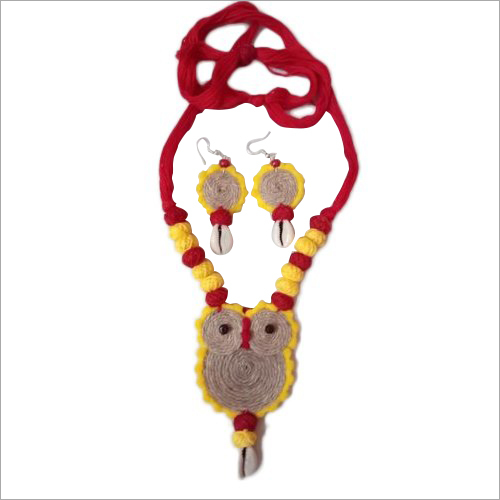 Jute Handmade Necklace Set Gender: Women