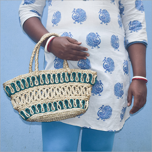 Available In Different Colour Ladies Braided Jute Handbag