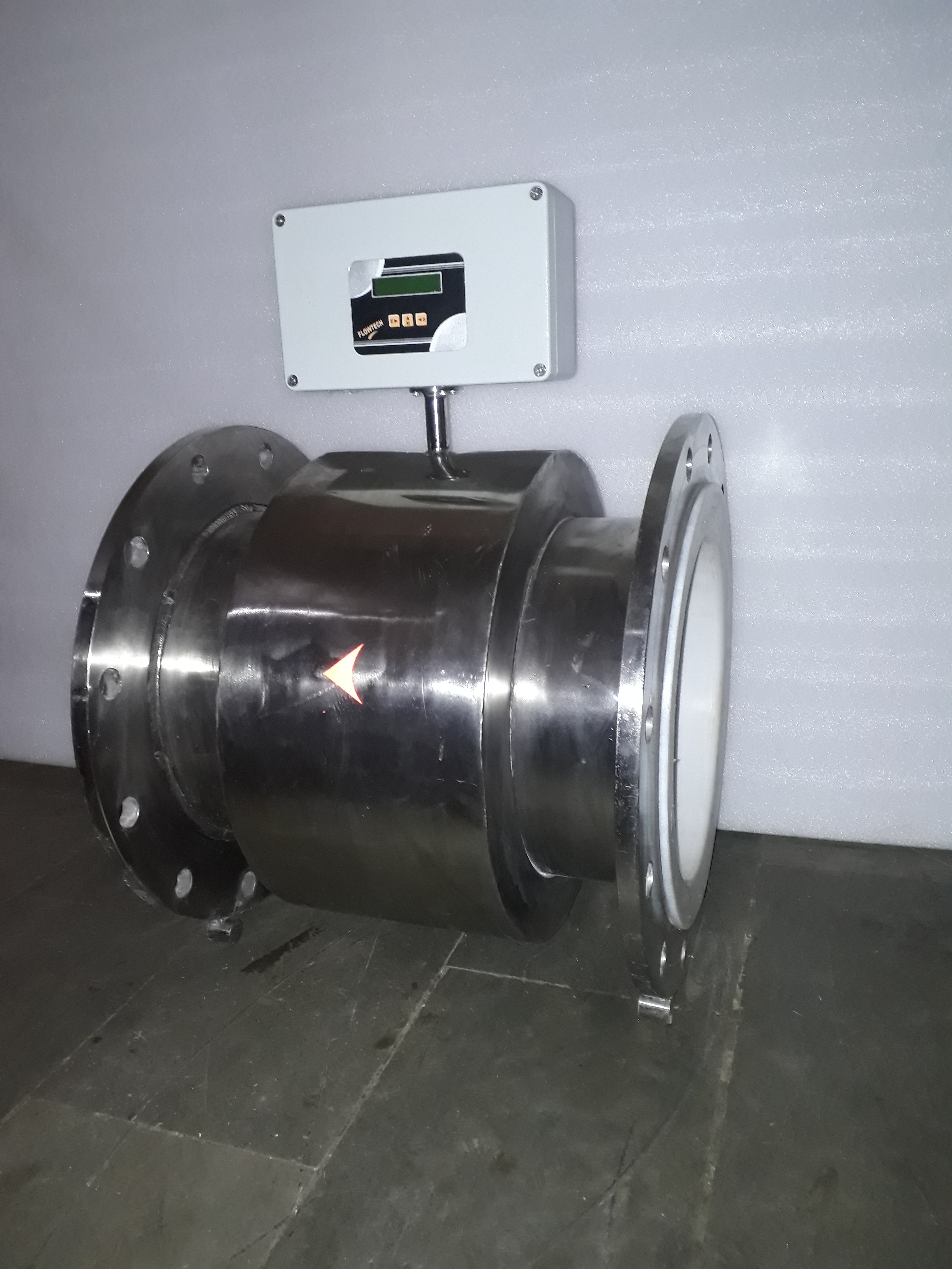 Polypropylene Electromagnetic Flow Meter - Color: White Blue