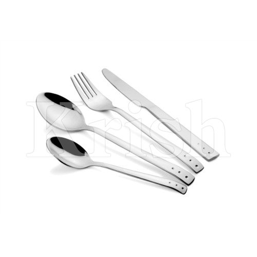 आवश्यकता के अनुसार थ्री डॉट कटलरी