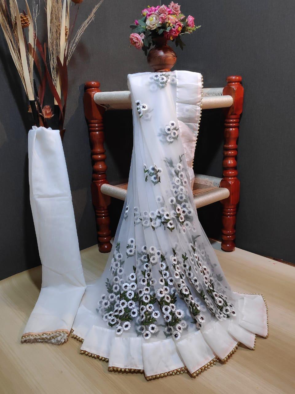 Pc1199 Net With Embroidery Saree