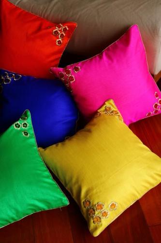 मखमली कुशन कवर