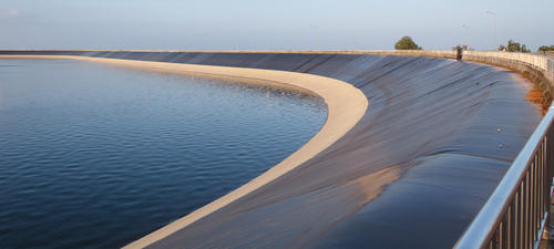 Hdpe Black Storm Water Management Geomembrane For River Ponds Thickness: 1 To 7 Mm - Shape: Sheet