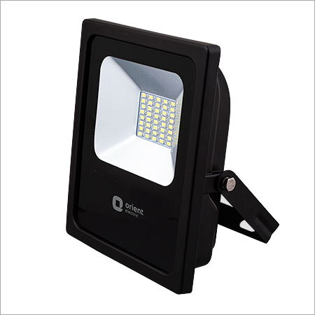 30 डब्ल्यू एलईडी फ्लड लाइट आवेदन: इनडोर