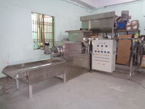 पास्ता एक्सट्रूडर मशीन