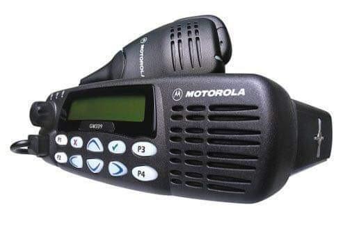 Base Station Radio Motorola Gm-338 - Current: 12520 Ohm (Ohm)