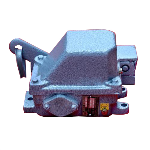 Counter Weight Operated Limit Switch - Die Cast Iron, Rated Voltage Up To 500v Ac, 10 Amp Current Rating | Ip55 Enclosure, Ideal For Crane, Hoist Applications