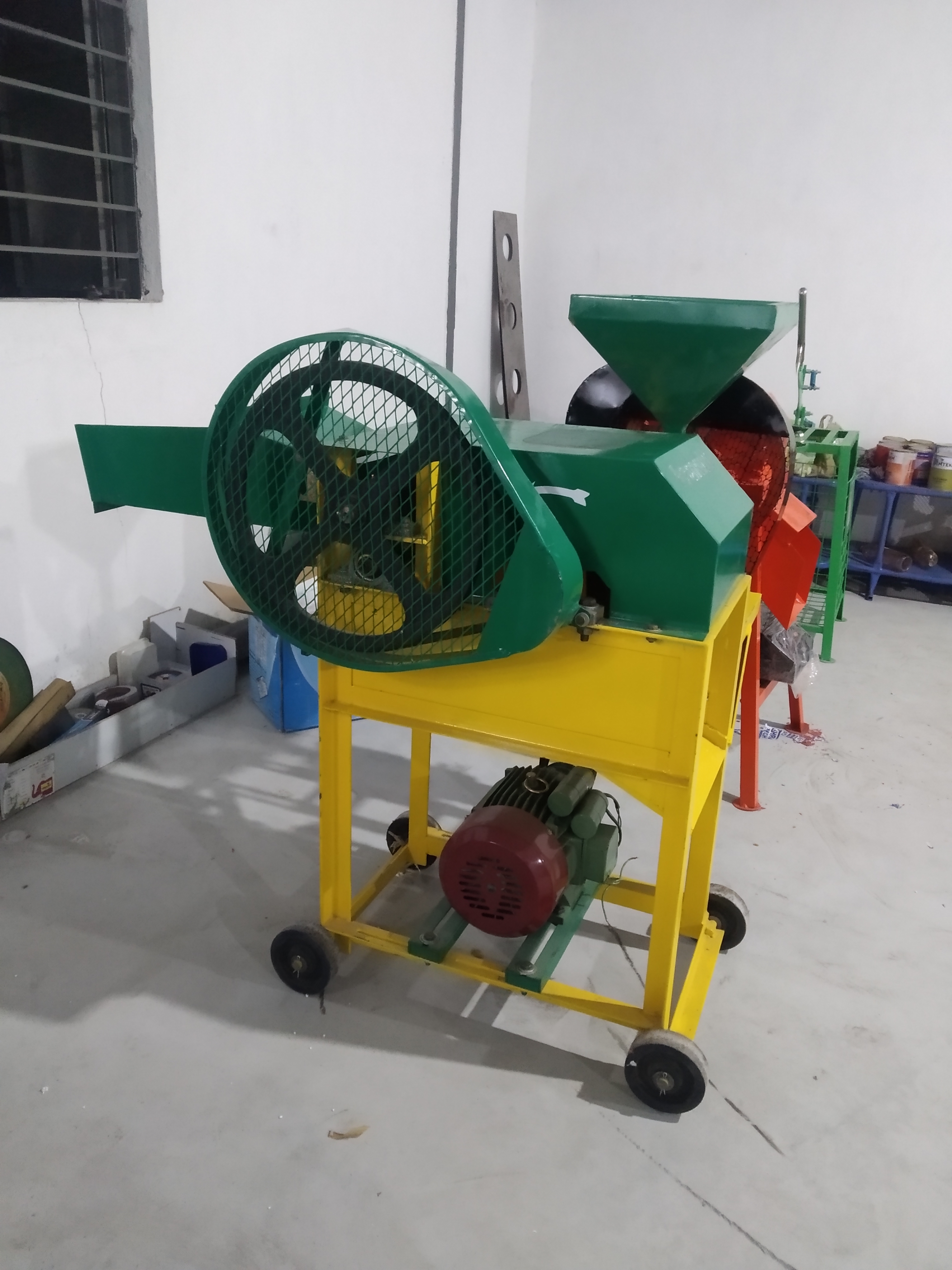 Chaff Cutter - Capacity: 500 Kgs Per Hour Kg/hr