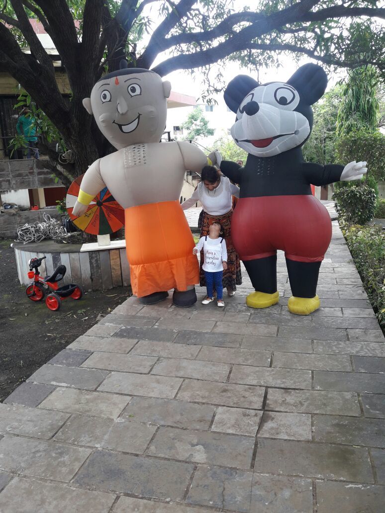 Pvc Promotional Balloon - Inflatable Design, Eye-catching Advertising Solution For Events And Promotions