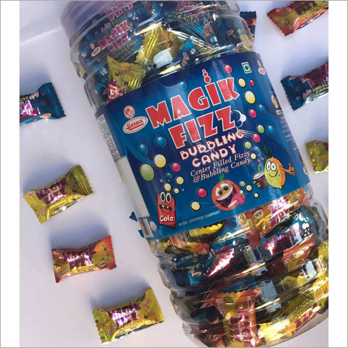 केंद्र भरे हुए फिज़ी और बुलबुली कैंडीज़