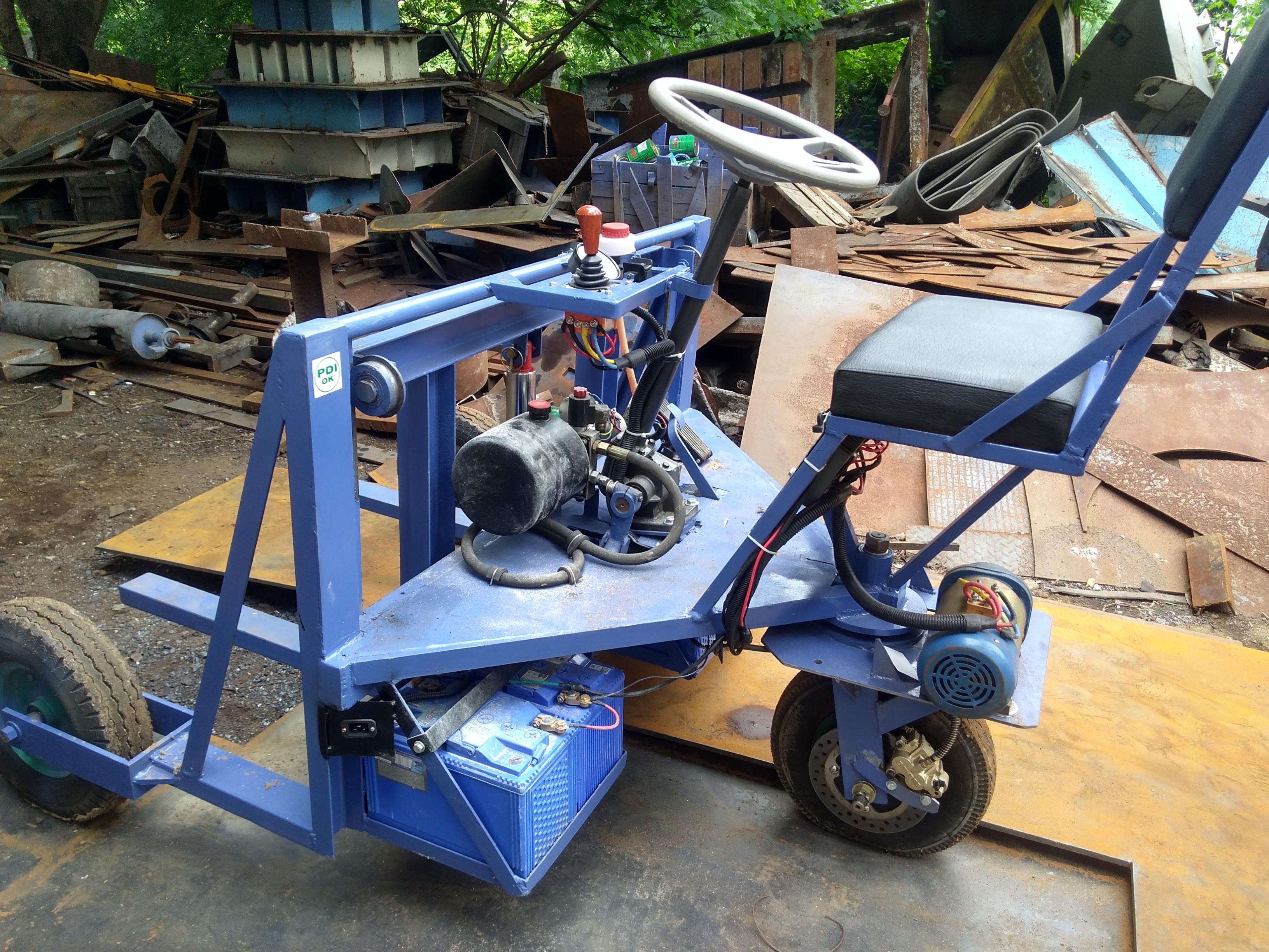 Battery Operated Hydraulic Trolley Capacity: 1 T/hr