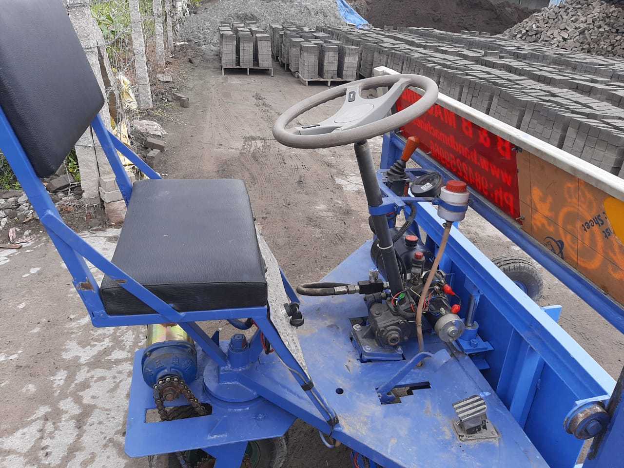 Battery Operated Hydraulic Trolley Capacity: 1 T/hr
