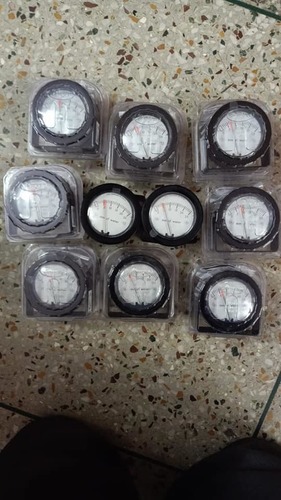 ड्वायर 2-5000-50 एमएम मिनिहेलिक आई डिफरेंशियल प्रेशर गेज 0-50 एमएम डब्ल्यूसी डायमीटर: 63 मिलीमीटर (एमएम)