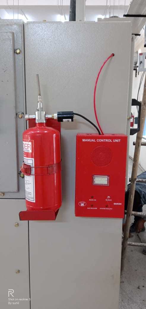 Co2 Fire Suppression System - Flexible Polymer Tube, Red Color, 250 Bar Discharge Range | Automatic Functionality, Av Alarm, 18 Month Warranty