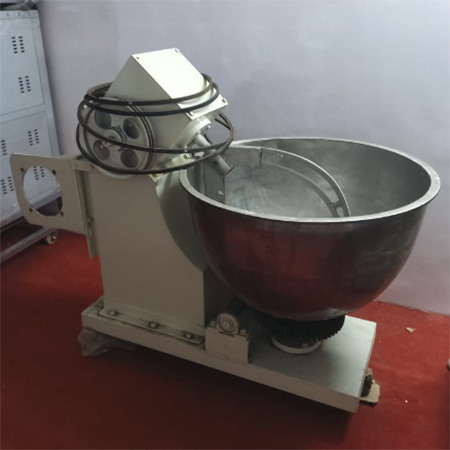 Slow Speed Mixer - Stainless Steel, 1000x800x1200 mm , 1-2 HP Power, 50-100 Liters Capacity, Slow Speed 10-30 RPM, Durable Design, Easy Cleaning, Efficient Mixing, Versatile Usage