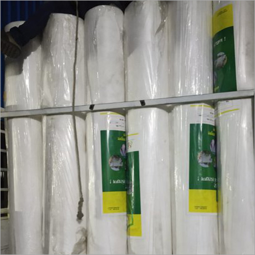 कोटेड नॉन वोवेन क्रॉप कवर