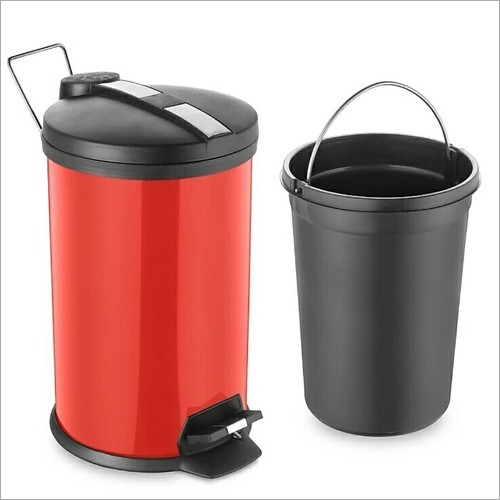 Pedal Dustbin - Plastic, 940 x 480 x 550 mm | Outdoor Safe, 10 Ltr Capacity