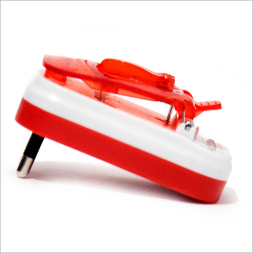 Universal Charger Input Voltage: 220 Volt (V)