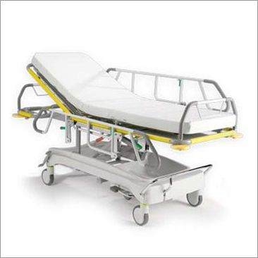 Hospital Emergency Recovery Trolley - Stainless Steel, L x W x H Dimensions, 250 kg Weight Capacity, 4 Swivel Wheels with Central Brake, IV Pole and Oxygen Tank Holder Accessories